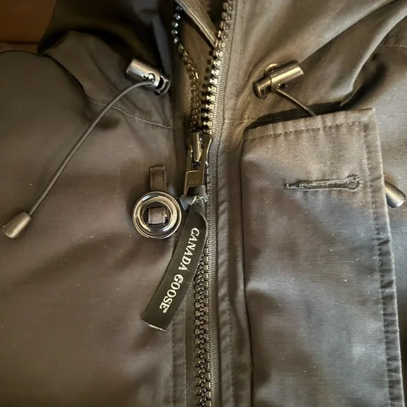 Canada Goose Chateau Parka (Black XS)